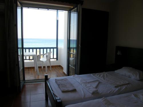 Aparthotel Bay Watch à Karpathos Extérieur photo