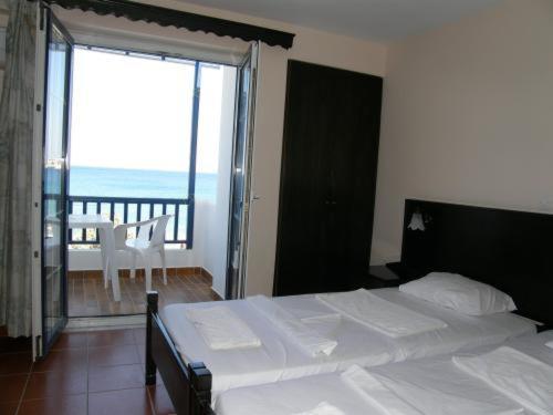 Aparthotel Bay Watch à Karpathos Extérieur photo