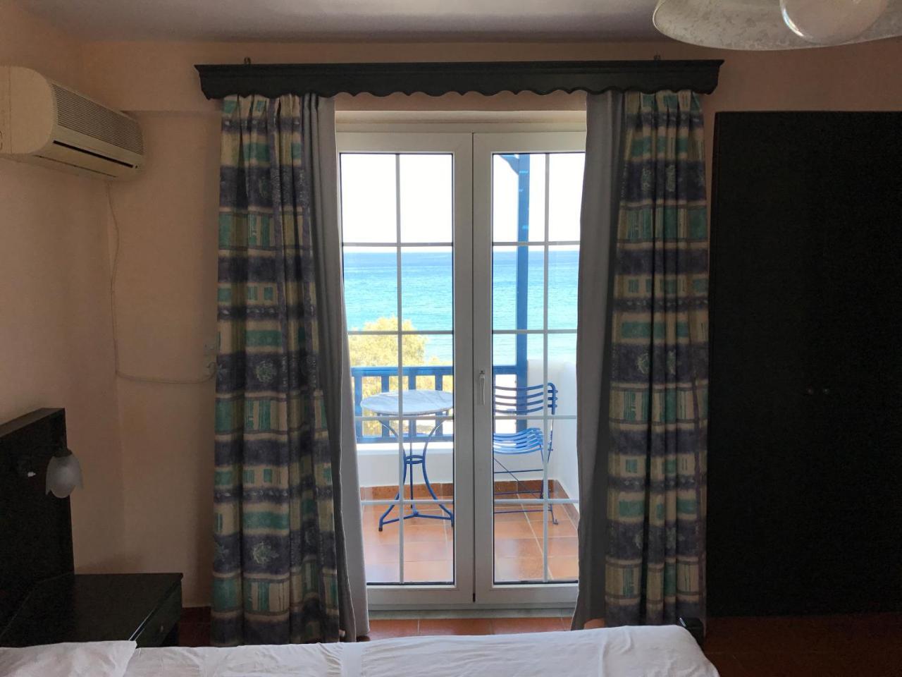 Aparthotel Bay Watch à Karpathos Extérieur photo